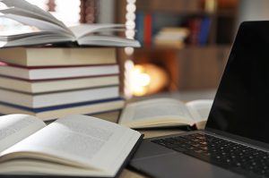 szakdolgozat felépítése és témakutatás